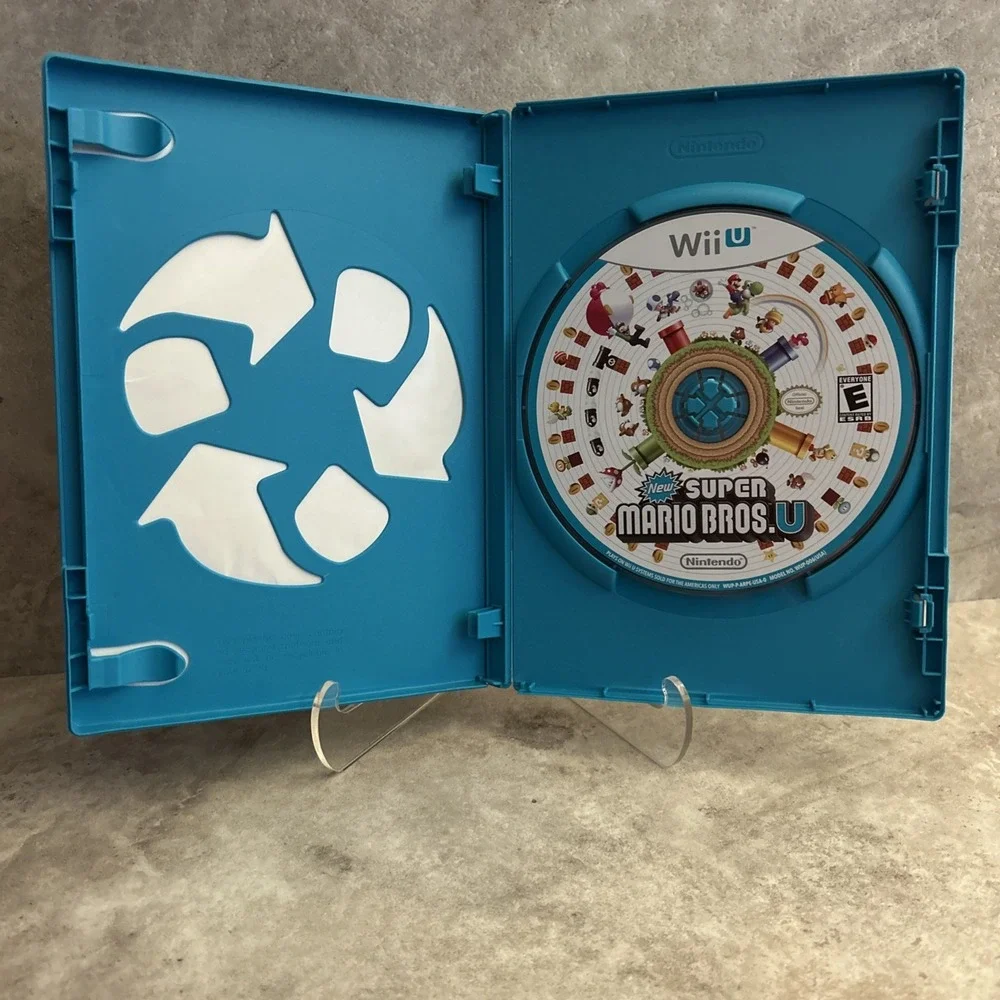New Super Mario Bros. U / Super Luigi U (Nintendo Wii U) Tested Game Disc & Case
